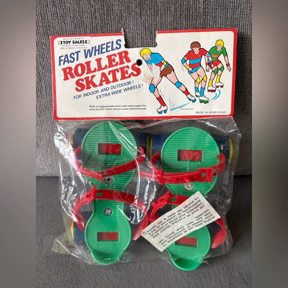 Fast Wheels Kids Adjustable Roller Skates - Green & Red